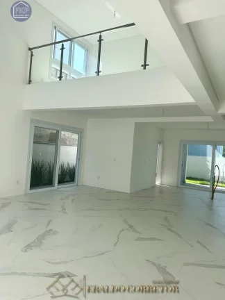 Imagem Casa Alto Padrão 4 suítes!