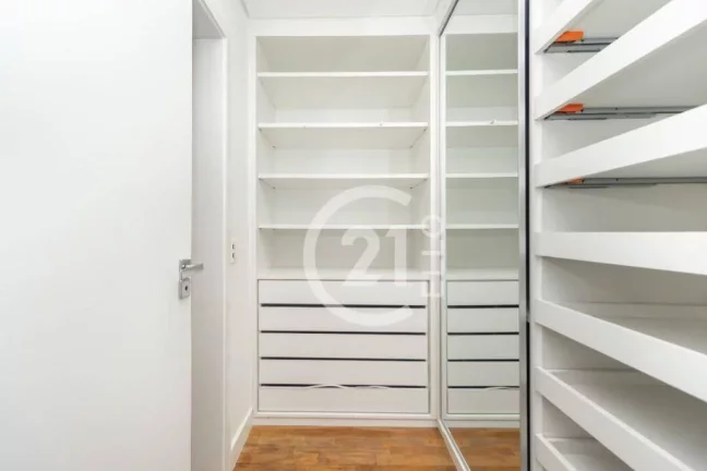 Imagem Apartamento duplex, 126m², Itaim Bibi, 2 suítes, 2 vagas