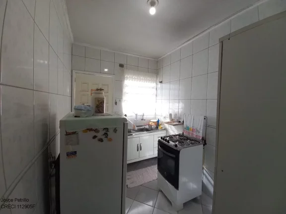 Imagem Confortável Casa Geminada 2 Dormitórios Sendo 1 Suíte a Venda em Peruíbe. No Precinho!!!