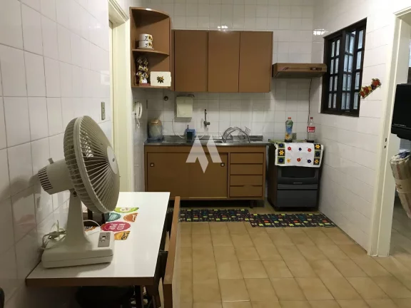 Imagem Apartamento 3 quartos mobiliado a 1 quadra da praia no coração do Gonzaga!