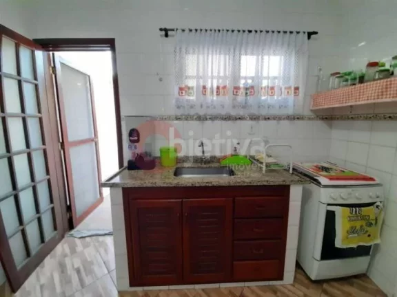 Imagem Casa com 2 dormitórios à venda, 90 m² por R$ 370.000,00 - Peró - Cabo Frio/RJ