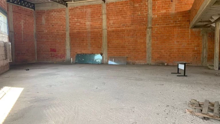 Imagem Galpão para alugar, 450 m² por R$ 22.212,38/mês - Conjunto Alvorada - Poá/SP