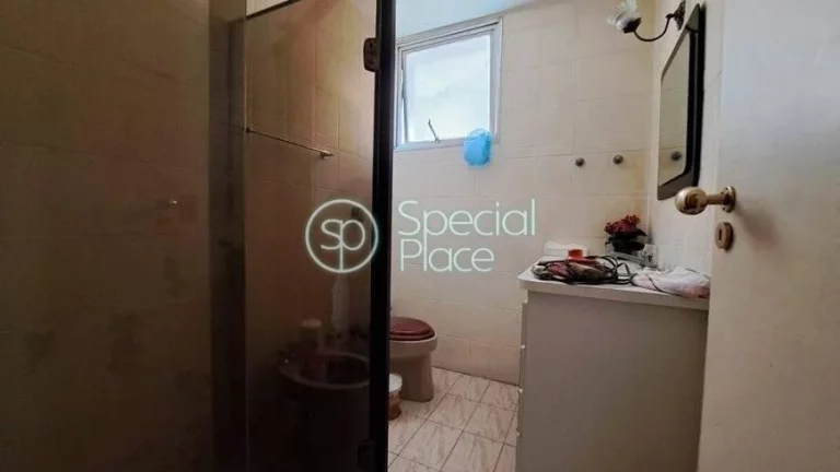 Imagem Excelente apartamento com 150m² no Jardim América. Amplo living para dois ambientes, sala de janta...