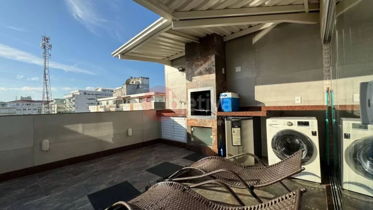 Imagem Cobertura duplex para venda, a 50 metros da Praia do Forte - Cabo Frio