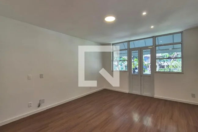 Imagem Casa à Venda - Recreio, 3 Quartos, 200 m2