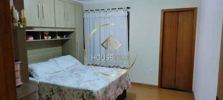 Imagem Casa 3 Dormitórios,(1 Suíte) 225m², Jd Portugal, SJC