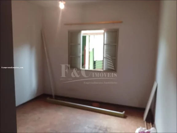Imagem Casa para Venda em Iracemápolis, Centro, 5 dormitórios, 1 banheiro, 1 vaga