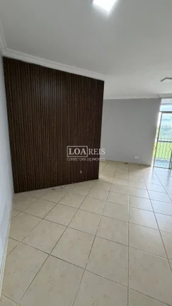 Imagem Apartamento 2 Dormitórios com planejado na cozinha varanda com vista livre