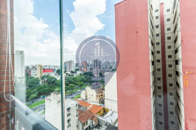 Imagem Apartamento para locação na Bela Vista, São Paulo-SP: 1 quarto, 2 salas, 1 banheiro, 1 vaga de garagem. Agende sua visita!