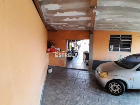 Imagem Casa com 02 Dorms, no Bairro do Portão- Cotia/SP