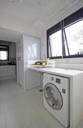 Imagem Apartamento de 210mts para venda na Aclimação