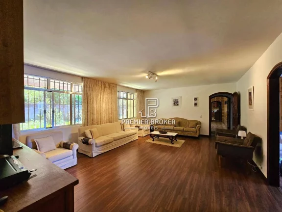 Imagem Casa à venda, 733 m² por R$ 4.000.000,00 - Iucas - Teresópolis/RJ