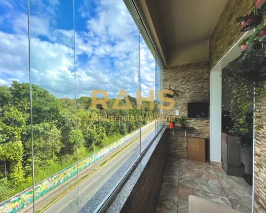 Apartamento com 2 quartos localizado no bairro Espinheiros em Joinville, próximo ao Joinville Iate ...