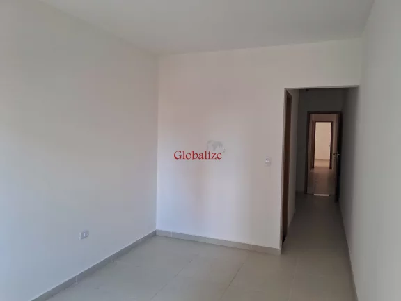 Imagem Bela casa sobreposta duplex recém-construída em Santos no bairro da Aparecida com 3 dormitórios, uma suíte e piscina a venda por R$ 1.175.000,00.