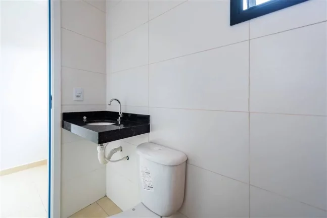 Imagem Casa à Venda em Vila Anhaguera, Mongaguá - SP