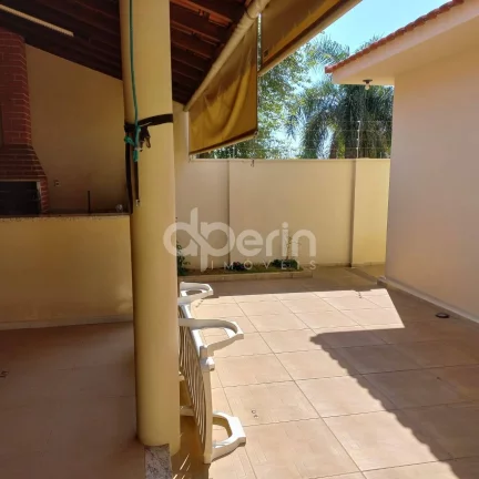 Imagem Casa à venda - Residencial Samambaia
