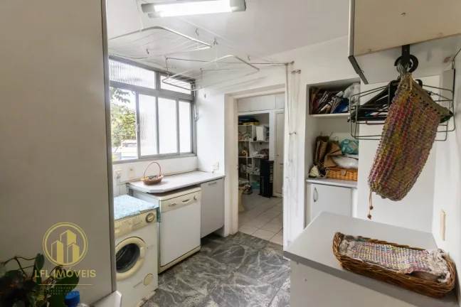 Imagem Amplo Apartamento à Venda: 3 dormitórios sendo 1 suíte , 1 vaga. Av. Nove de Julho, Jardim Paulista