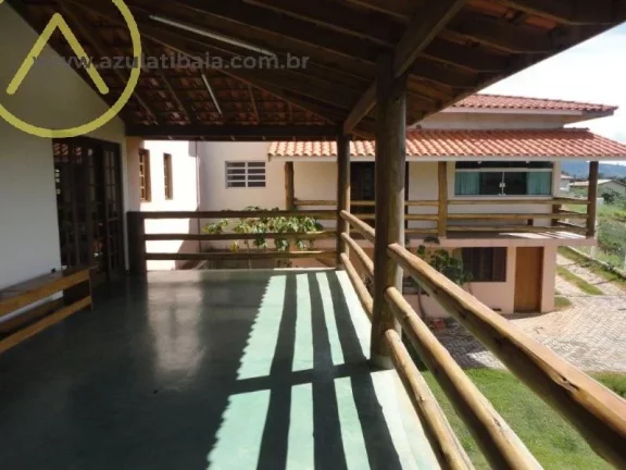 Imagem Chácara para Venda em Piracaia, Centro, 6 dormitórios, 2 suítes, 5 banheiros, 5 vagas