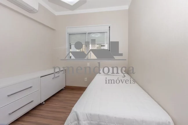 Imagem Apartamento na Vila Romana mobiliado com 3 suítes e 3 vagas, 172 m².