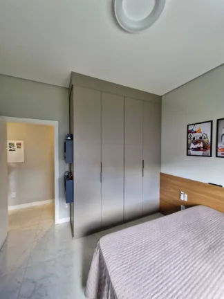 Imagem CASA COM 3 DORMITÓRIOS (1 SUÍTE) LOCALIZADA NO PORTAL DO LAGO -PILAR DO SUL