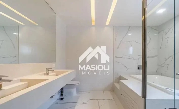 Imagem Luxuosa casa com 4 suites