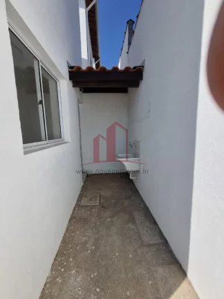Imagem Imóvel à venda em Franco da Rocha-SP: Casa com 2 quartos, 1 sala, 2 banheiros, 1 vaga de garagem e 60m² na Estância Lago Azul!