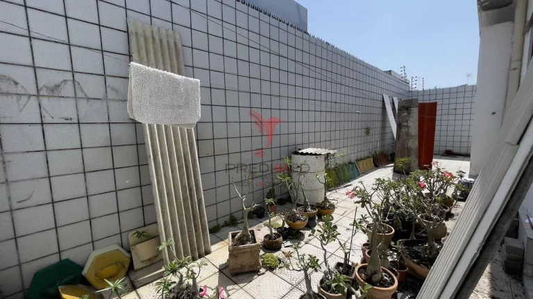 Imagem Casa à venda com 4 Quartos, 1 Suites, 3 Vagas, no Bessa – apenas 400m da praia!