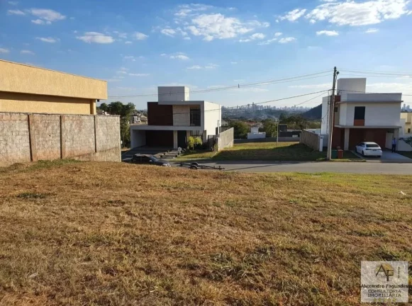 Imagem Lote em Condomínio Fechado para Venda em Senador Canedo, Jardins Barcelona