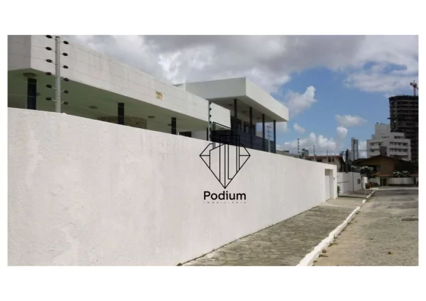 Imagem Excelente imóvel comercial, projeto de arquiteto, posição privilegiada no Bairro Altiplano -