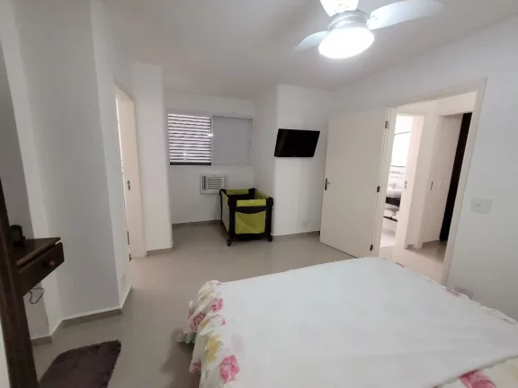 Imagem APARTAMENTO AMPLO COM 3DORMITÓRIOS, 1 SUÍTE, PEQUENA VISTA PARA O MAR, 1 VAGA PARA AUTO