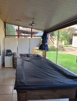 Imagem LINDÍSSIMA CASA COM 04 QUARTOS, SENDO 02 SUÍTES E UMA LINDA PISCINA, À VENDA NA ILHA DO BOI, EM VITÓRIA/ES!