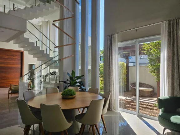 Imagem Luxuosa casa à venda na Riviera de São Lourenço, Módulo 17: 6 quartos, 6 suítes, 3 salas, 4 vagas 556m² de área