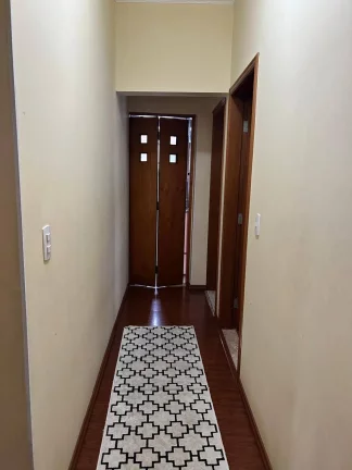 Imagem Casa sobrado no Residencial das Ilhas em Bragança Paulista!