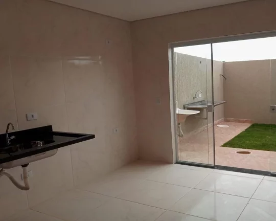 Imagem Sobrados novos ótima localização 2 suítes e 2 vagas