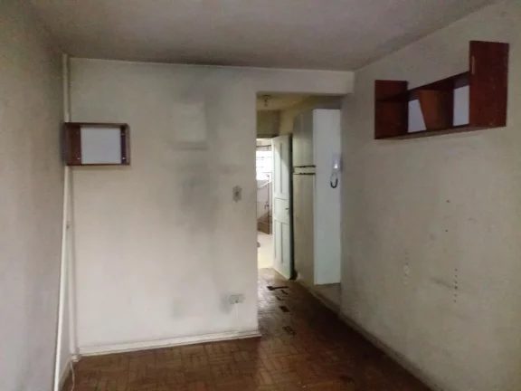 Imagem Kitnet na Oscar Cintra Gordinho - Para reformar