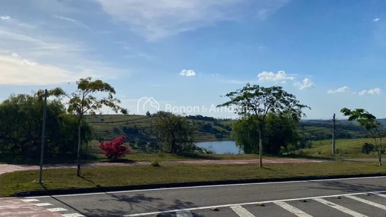 Imagem Oportunidade Única: Terreno de Esquina em Loteamento Fechado.

Apresentamos um terreno excepcional,...