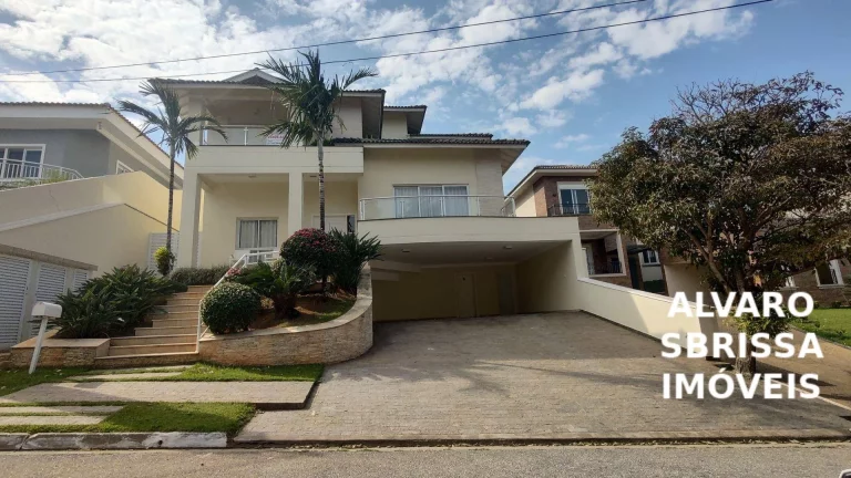 Imagem Linda casa térrea feita pelo atual proprietário. Com piscina. 300m2ac 600m2at. Documentação pronta para financiamento. Climatizada