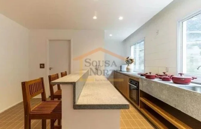 Imagem Apartamento com 1 dormitório, cozinha, banheiro, 30m².

Condomínio com lavanderia, salão de fest...