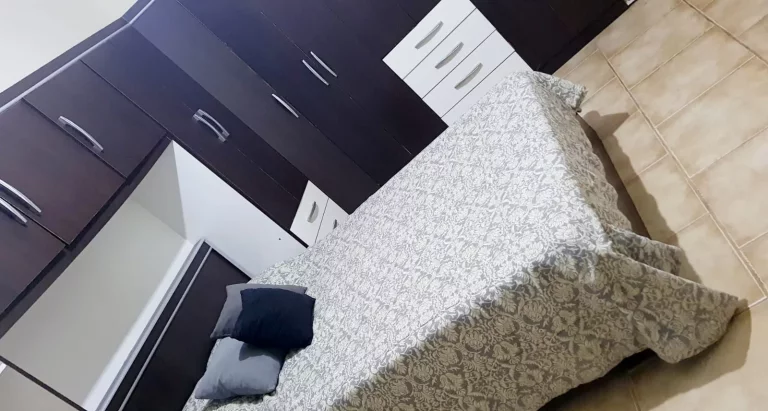 Imagem Descubra seu Novo Lar em Jardim Rosa Garcia II / San Marino - Casa à Venda por R$ 270.000