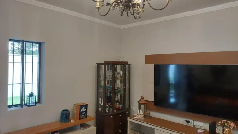 Imagem Casa com 3 dormitórios sendo 1 suíte a venda no Jardim Carolina