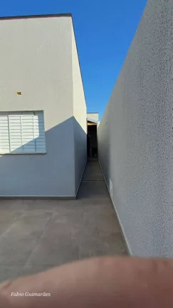 Imagem Compre esta linda casa no Ipê em Pindamonhangaba