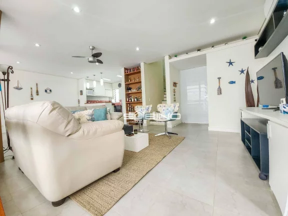 Imagem Belíssima casa de Villagio à venda com 4 Dormitórios sendo 2 suítes 232m² na Riviera de São Lourenço - Bertioga SP