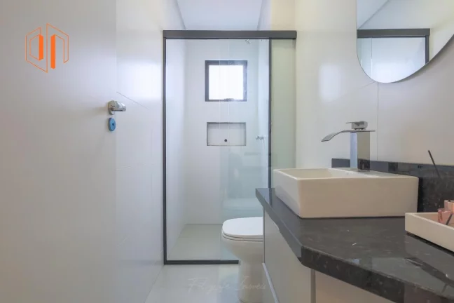 Imagem Apartamento para Venda em São José dos Pinhais, São Pedro, 3 dormitórios, 1 suíte, 2 banheiros, 1 vaga