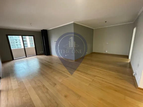 Imagem Imperdível: Apartamento à venda em São Paulo - Itaim Bibi, 3 quartos, 3 suítes, 209m², 3 vagas. Confira!