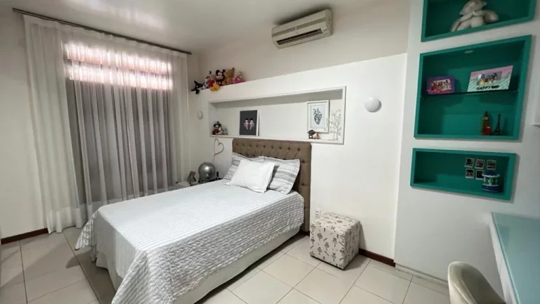 Imagem Casa, bairro Caminho do sol, 3 quartos, sendo 02 suítes, uma com closet