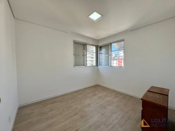 Imagem Apartamento à venda no Centro, próximo à Beira Mar Norte, Florianópolis/SC