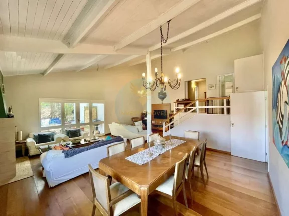 Imagem Casa em Condomínio a Venda no bairro Granja Viana - Cotia, SP