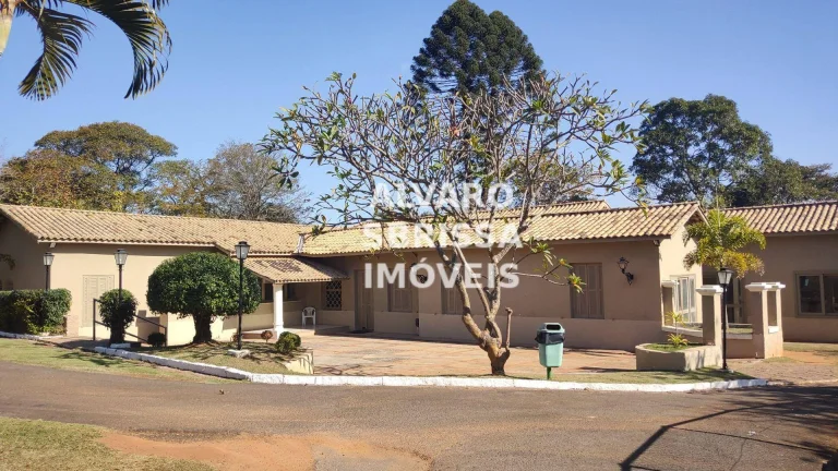 Imagem Casa Condomínio Theodora com mezanino e salão de 50 m2
