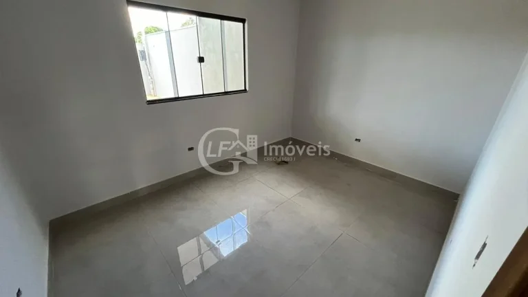 Imagem Imperdível oportunidade de casa à venda em Campo Grande-MS, Jardim Tijuca! 3 quartos, 1 suíte, 2 salas, 1 banheiro, 2 vagas de garagem, 93,72m².