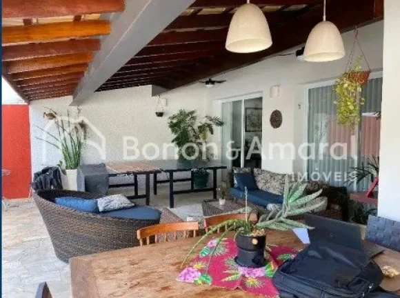Imagem Casa de Condomínio com 3 Quartos e 5 banheiros, 290 m² San Conrado
